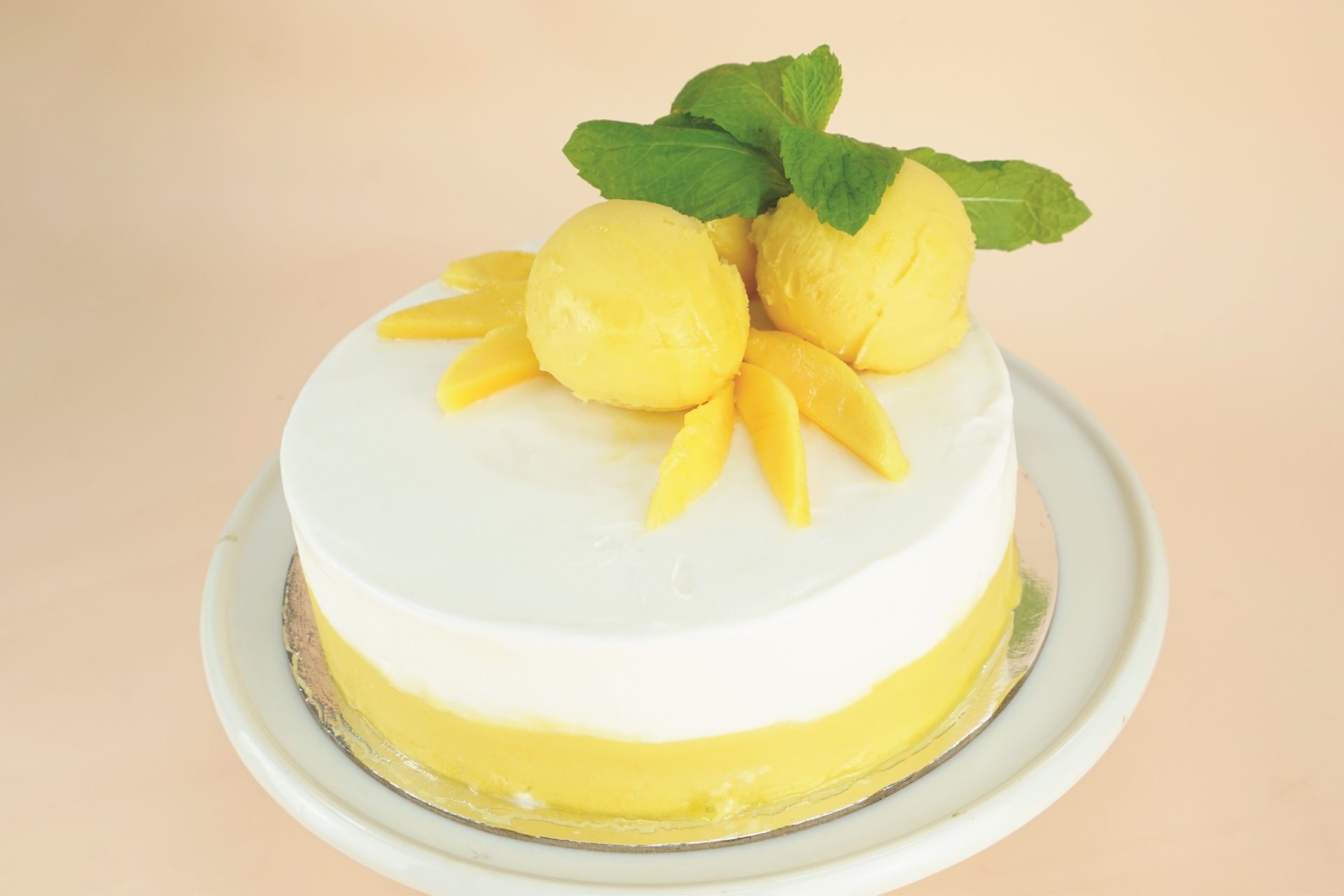 Fruity Mango Coconut Gelato Cake